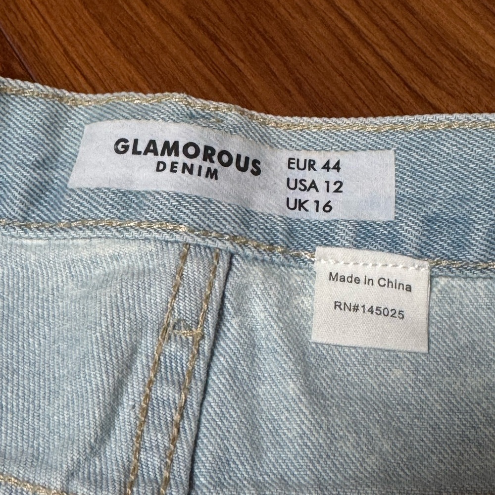 ASOS Glamorous Denim Distressed Shorts - Picture 4 of 13